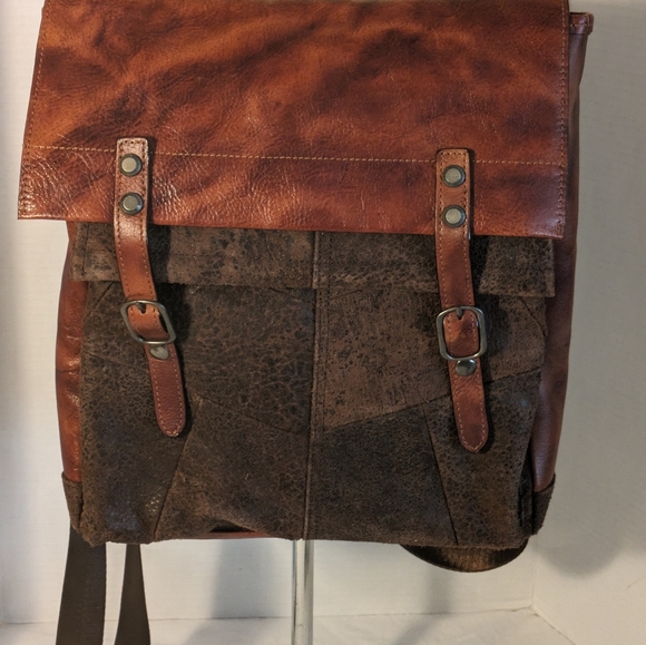 Messangerbag/ backpack brown dual tone leather - Picture 2 of 8